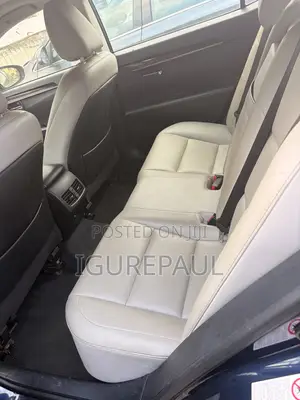 Lexus ES 2013 Blue
