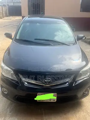 Toyota Corolla LE 4dr Sedan (1.8L 4cyl 4A) 2010 Black
