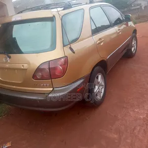 Lexus RX 2002 Yellow