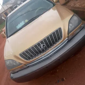 Lexus RX 2002 Yellow