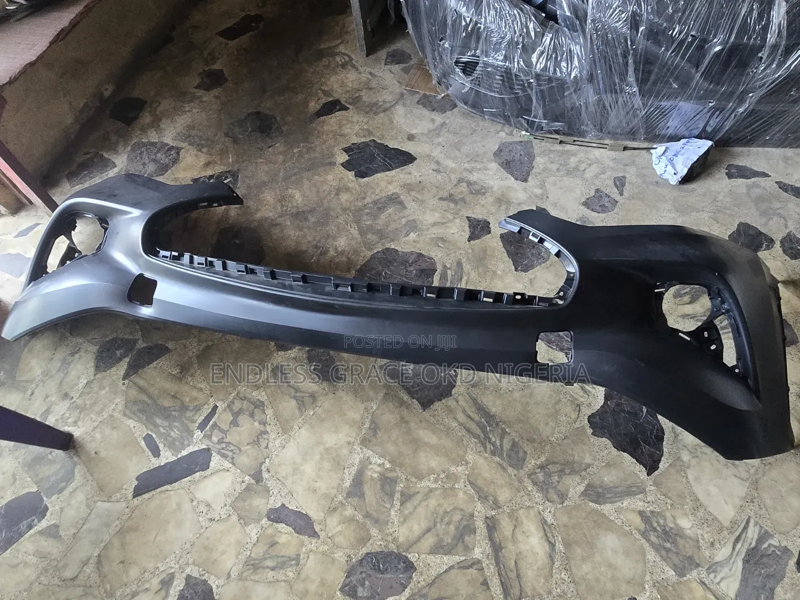 Empty Frontbumper Highlander 2020 Available