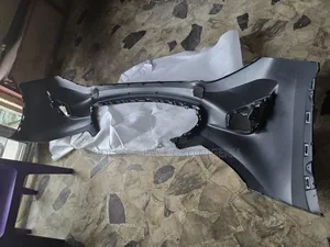 Empty Frontbumper Highlander 2020 Available