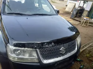 Suzuki Vitara 2004 Black