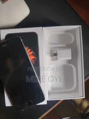 Apple iPhone 6s 128 GB Gray