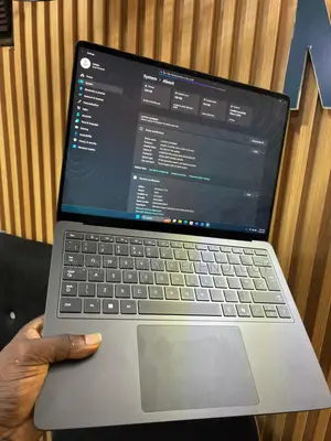 Laptop Microsoft Surface Laptop 7 16GB Intel Core Ultra 5 SSD 256GB