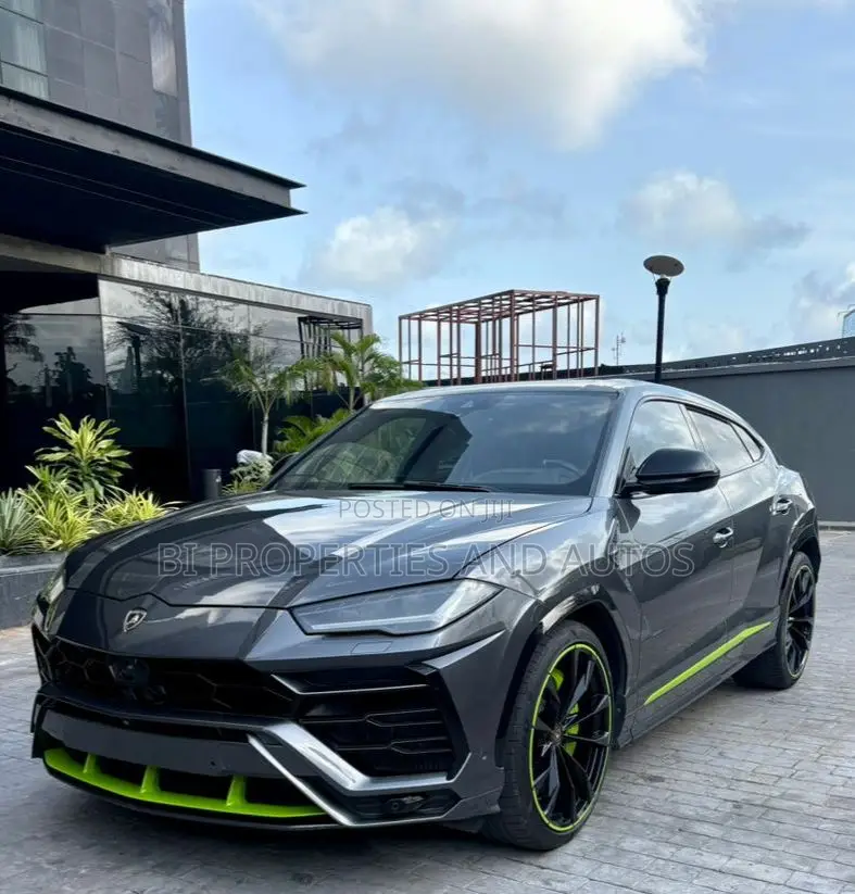 Lamborghini Urus Base 4dr AWD 2020 Gray