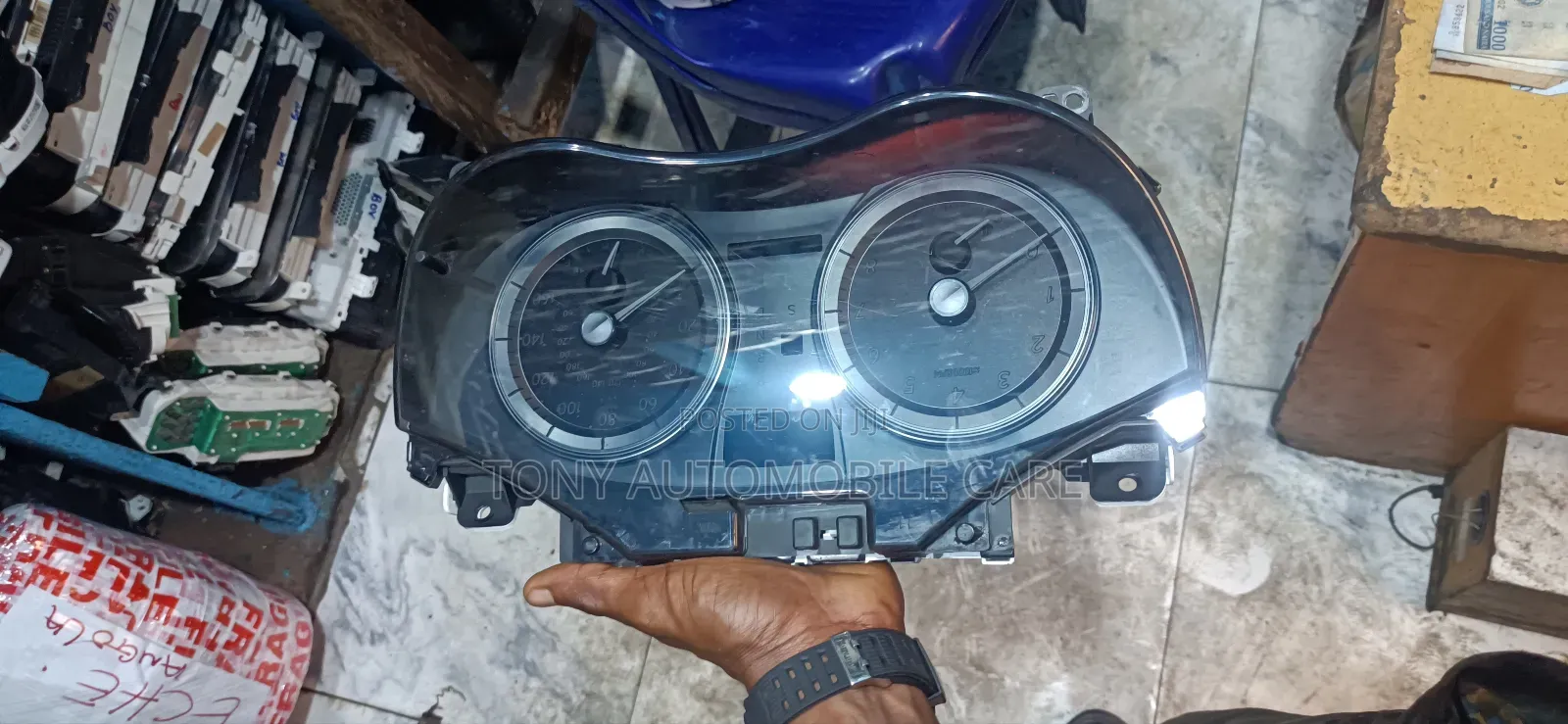 Speed Clock for Venza 2008