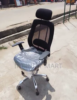 Formal Black Ergonomic Chair