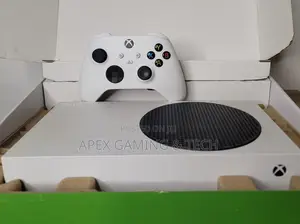 Xbox Series S + Installed Games of Choice