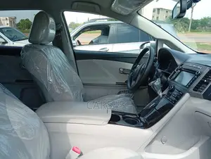 Toyota Venza 2014 Silver