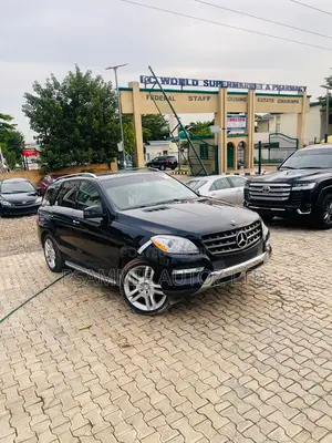 Mercedes-Benz M Class ML350 4MATIC 4dr SUV AWD (3.5L 6cyl 7A) 2015