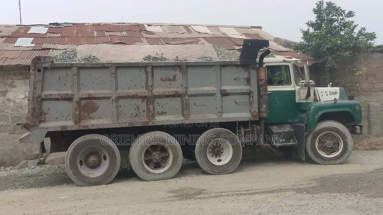 Premium Iron Chippings and Granite