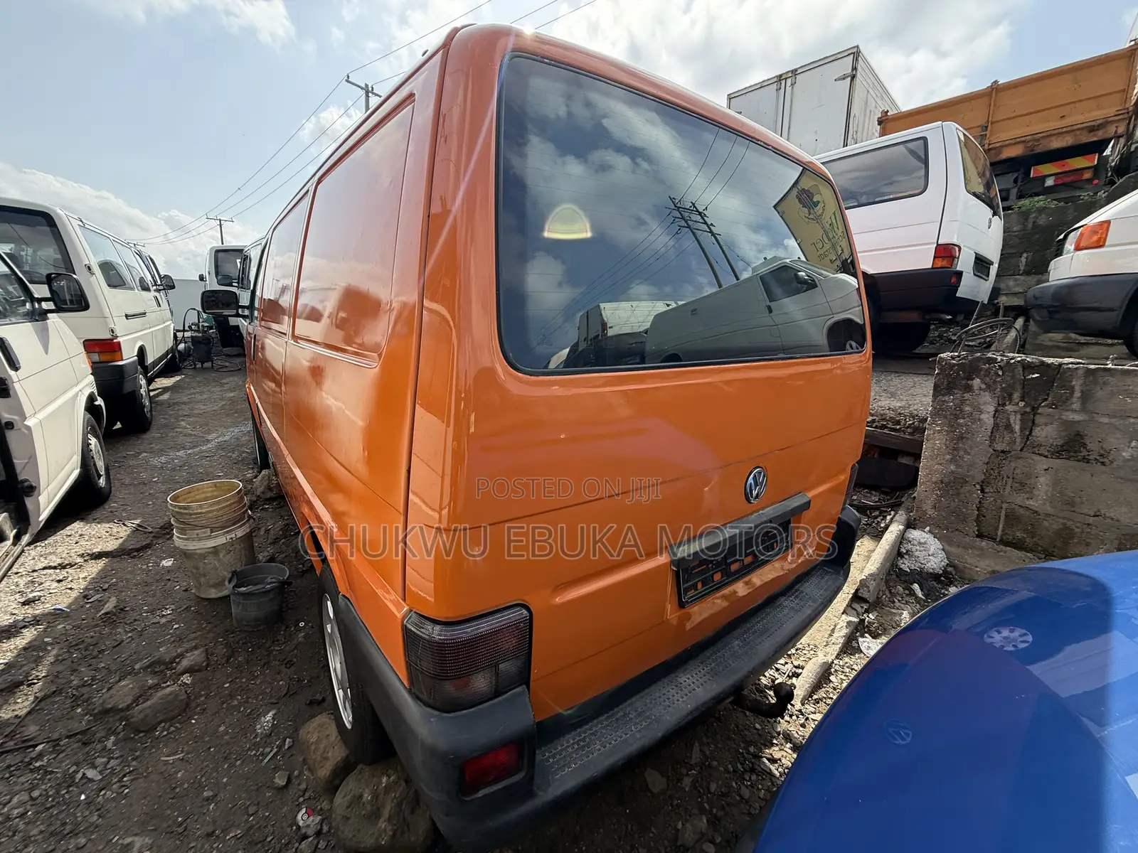 Volkswagen Transporter 2003 Orange