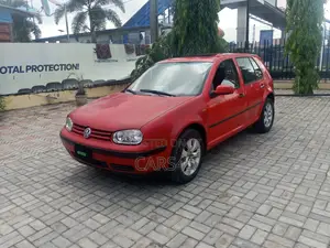 Volkswagen Golf 2003 Red