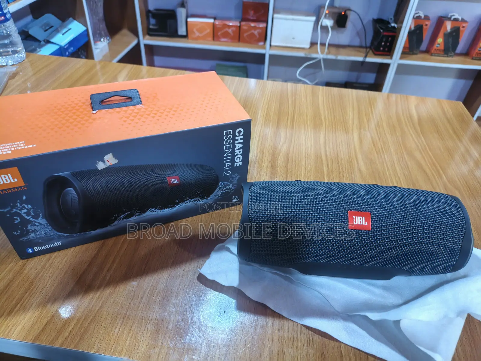 JBL Charge Essential 2 Bluetooth Speaker
