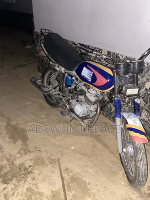 Bajaj Boxer 2020 Red