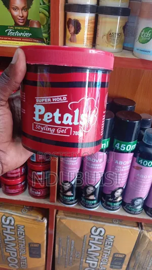 Petals Styling Gel