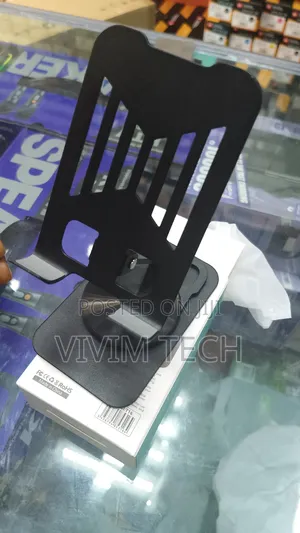 T16 Gubeako All Metal Folding Phone Stand