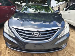 Hyundai Sonata SE Sedan FWD (2.4L 4cyl 6A) 2011 Blue