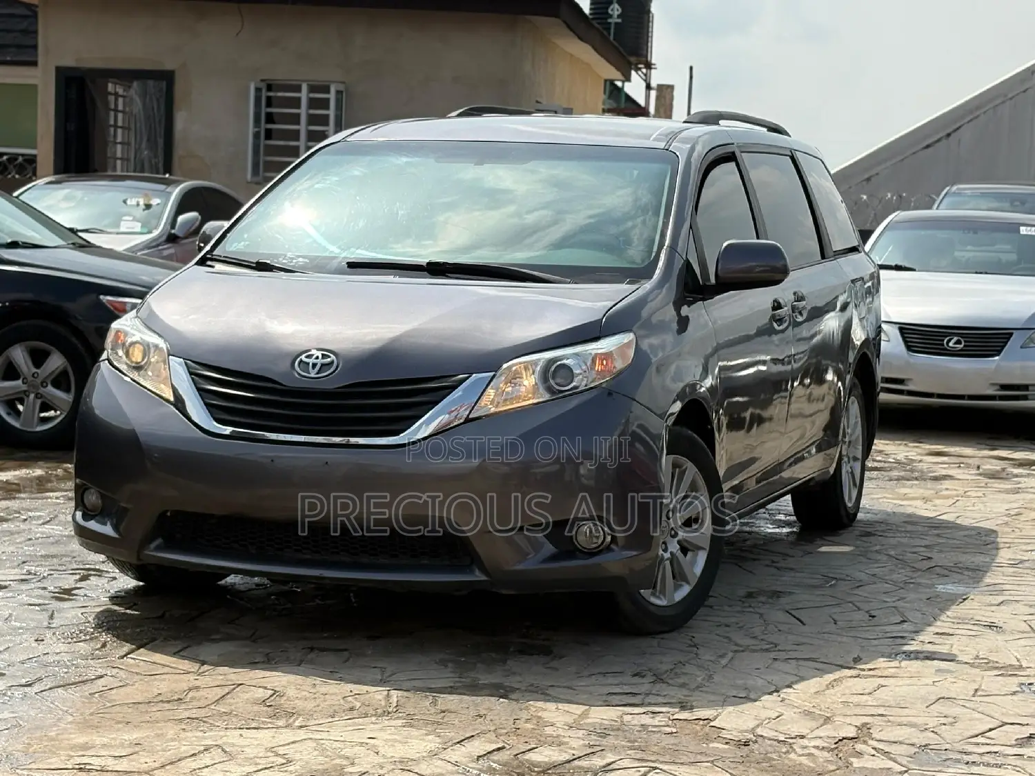 Toyota Sienna 2012 Gray