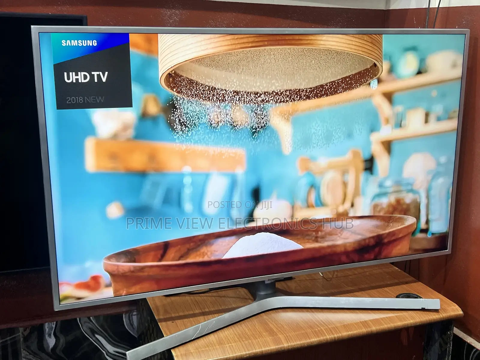 Samsung 50 Inches Uhd Smart Tv Super Clean Sharp Display
