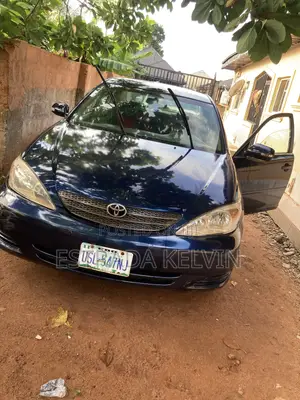 Toyota Camry 2004 Blue