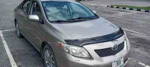 Toyota Corolla 2009 Gold