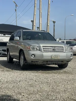 Toyota Highlander 2005 Silver