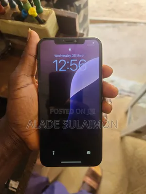 Apple iPhone XS Max 64 GB Gold