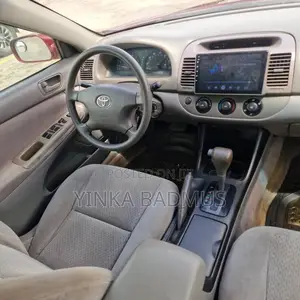 Toyota Camry LE 4dr Sedan (2.4L 4cyl 5A) 2006 Red