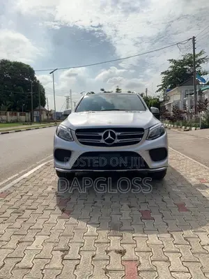 Mercedes-Benz GLE-Class GLE 400 4MATIC 2017 Silver