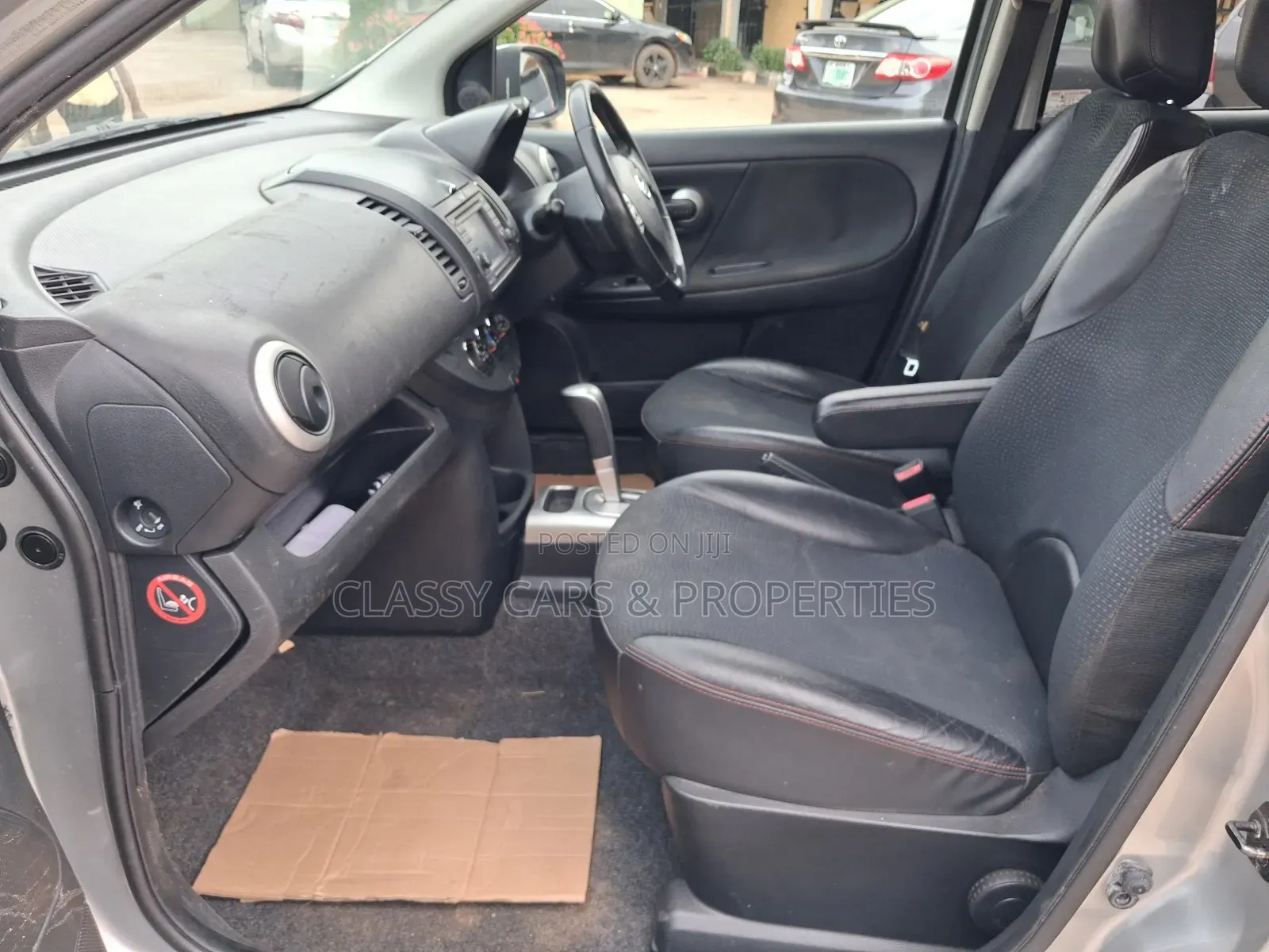 Nissan Note 1.4 2010 Silver