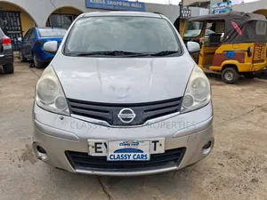 Nissan Note 1.4 2010 Silver