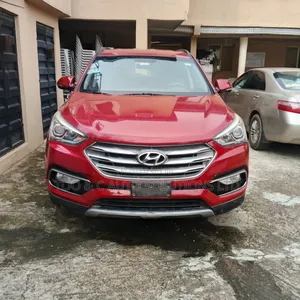 Hyundai Santa Fe 2018 Red