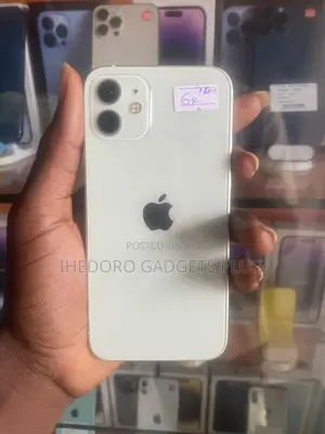 Apple iPhone 12 64 GB Green