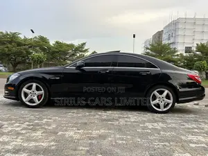Mercedes-Benz CLS 2015 Black