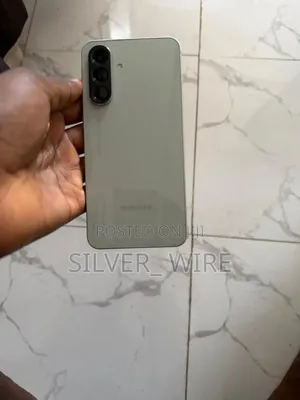 Samsung Galaxy A56 128 GB Green