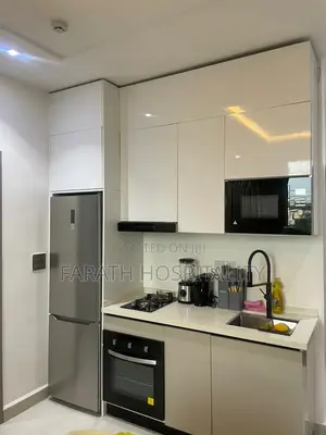 Luxury One Bedroom Apartment With Ps5, Pool and Gym in a Serene Estate