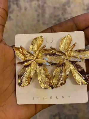 Sparkles For Divas With Different Aesthetics 