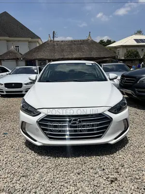 Hyundai Elantra 2018 White