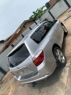 Toyota Highlander Sport 2010 Silver