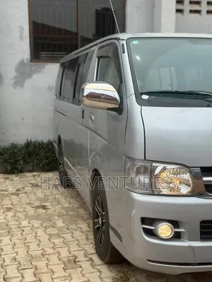 Toyota HiAce 2012 Grey