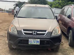 Honda CR-V 2004 Gold