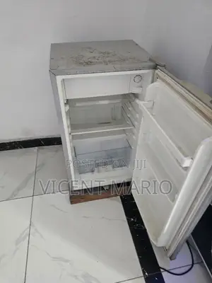 Used Hisense Ref 90l