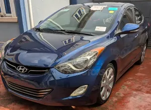 Hyundai Elantra Limited Sedan FWD (1.8L 4cyl 6A) 2013 Blue
