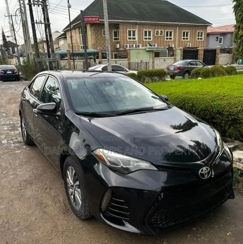 Toyota Corolla 2018 Black