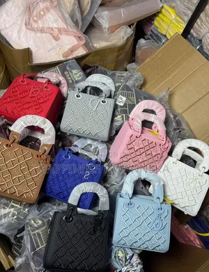 I Sell That Best Quality Bags at a Small Rate