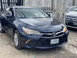 Toyota Camry LE 4dr Sedan (2.5L 4cyl 6A) 2016 Blue