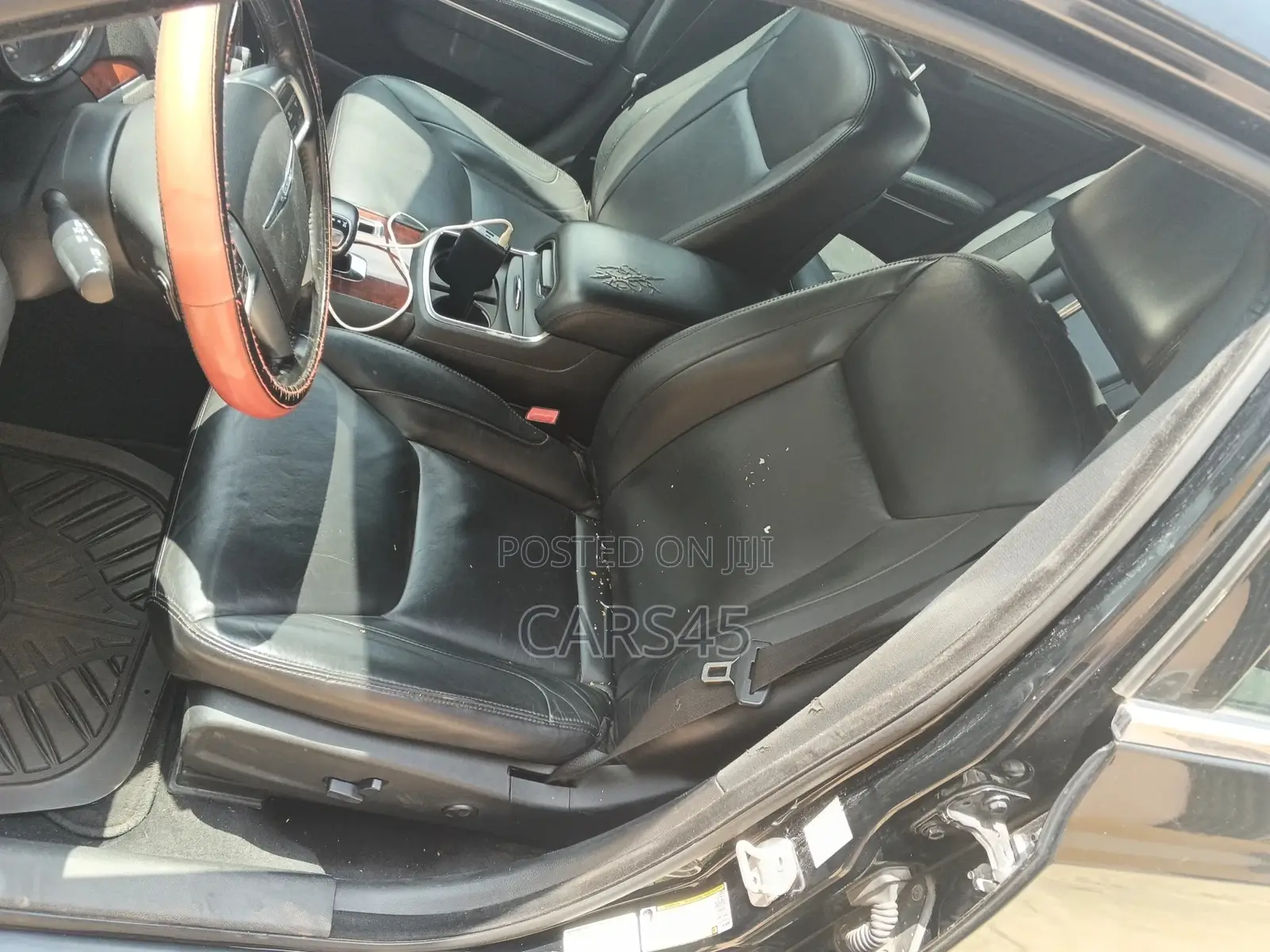 Chrysler 300C 2012 Black