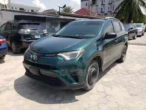 Toyota RAV4 2016 Green